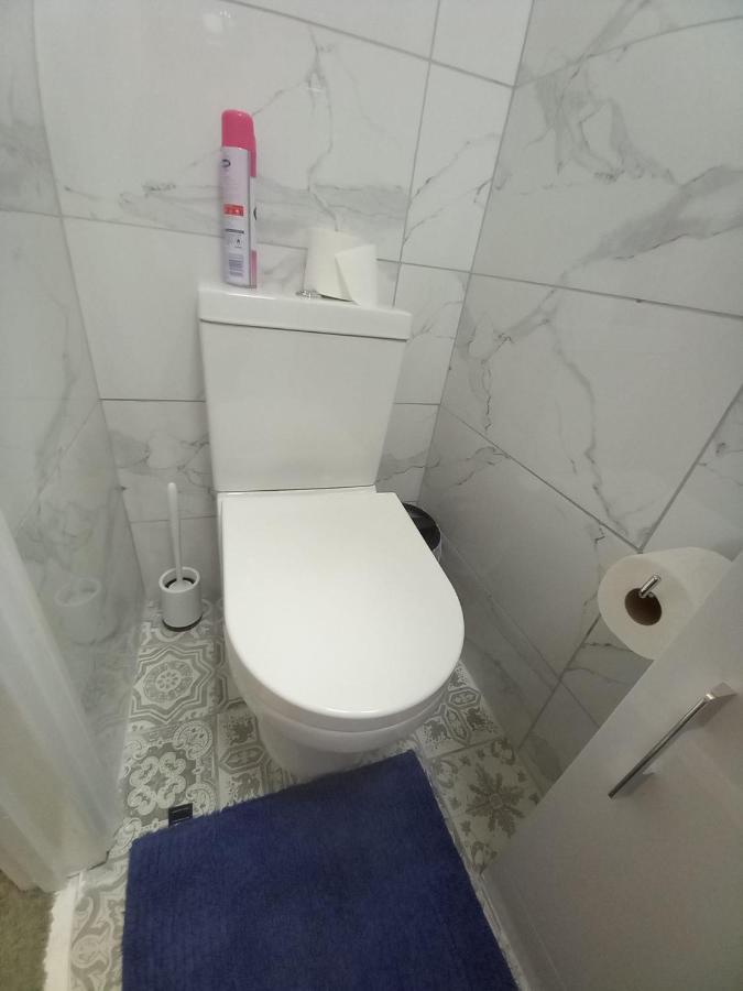 Mari London Holiday Room Ilford Dış mekan fotoğraf